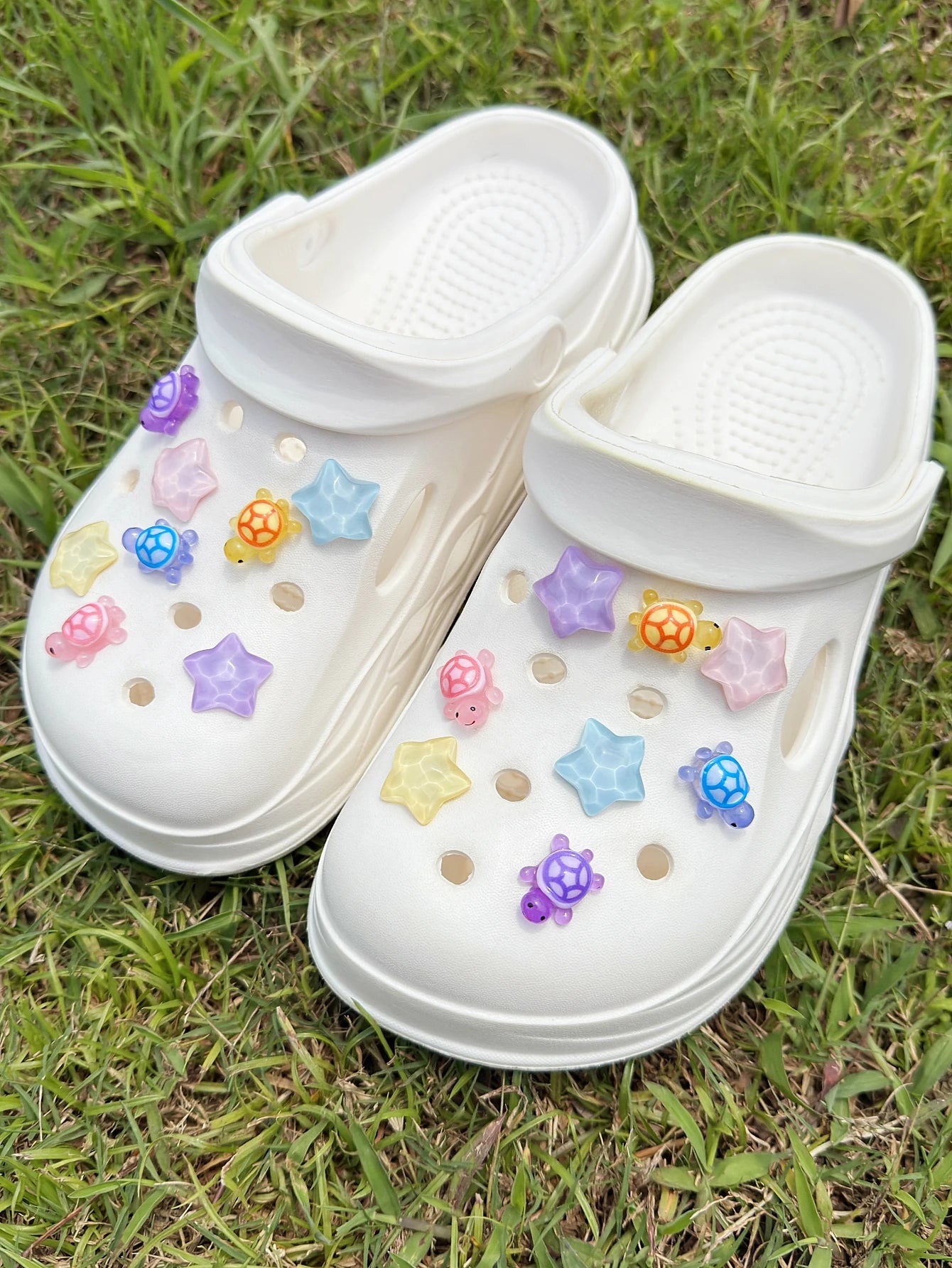 16 cute summer 4-color (little turtle, water ripple star) shoe buckle DIY decorations, suitable for shoes with holes and sandals